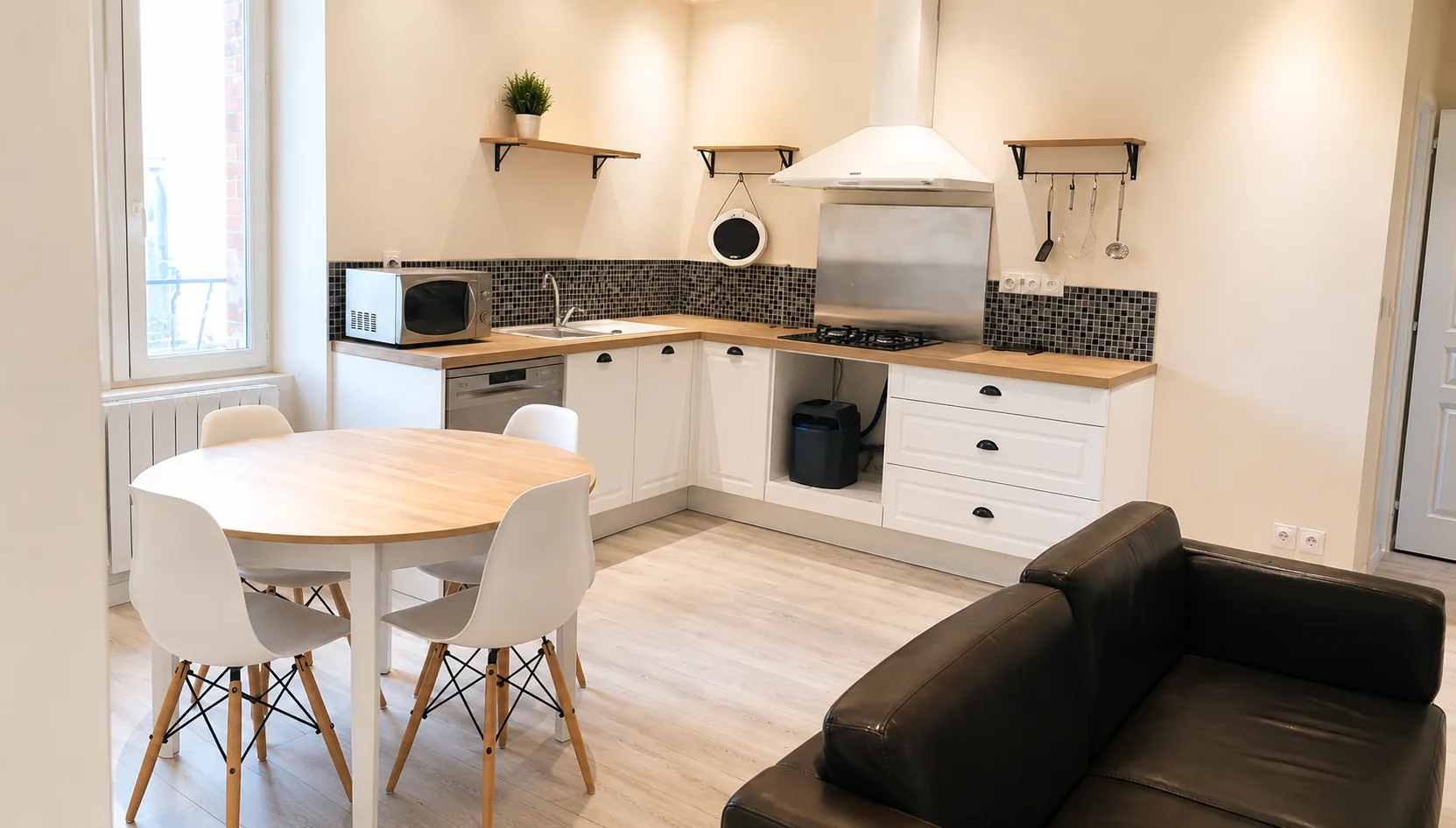 Saint-Étienne – T3 de 63,5 m² vendu loué meublé – Idéal investissement locatif